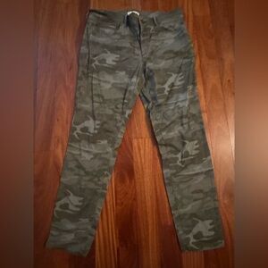 Loft Green Army Camo pants